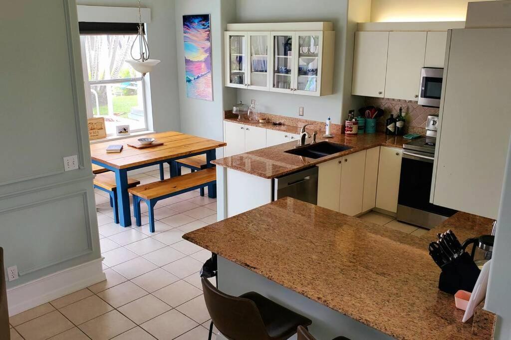 Our Beautiful Florida Vacation Home With Heated Pool Port St. Lucie Exteriér fotografie