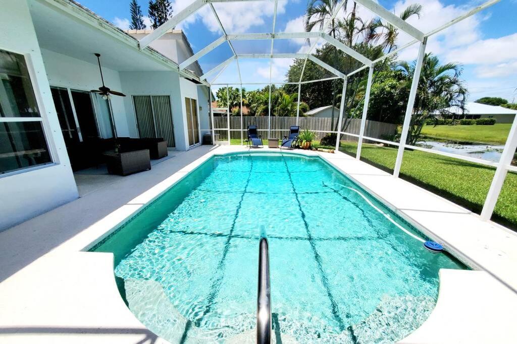 Our Beautiful Florida Vacation Home With Heated Pool Port St. Lucie Exteriér fotografie