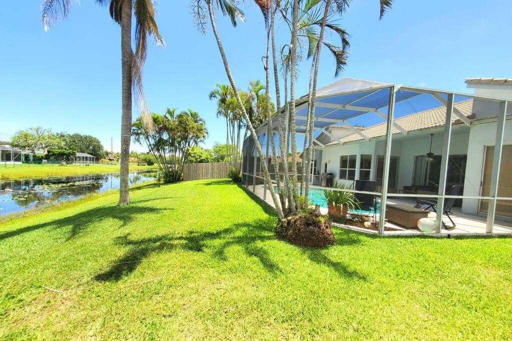 Our Beautiful Florida Vacation Home With Heated Pool Port St. Lucie Exteriér fotografie