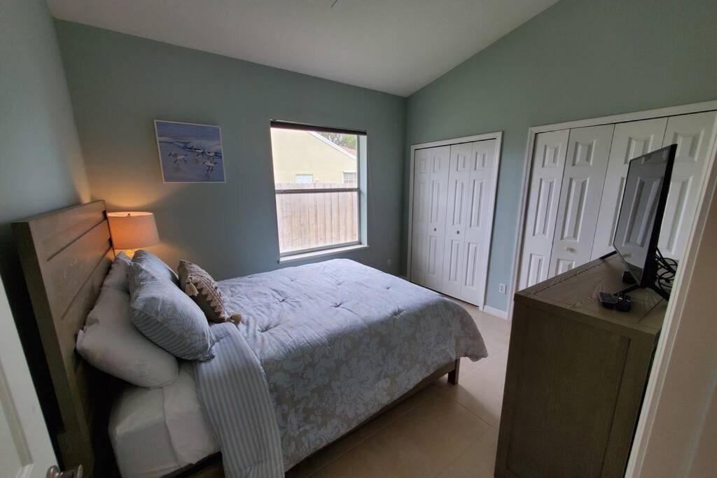 Our Beautiful Florida Vacation Home With Heated Pool Port St. Lucie Exteriér fotografie